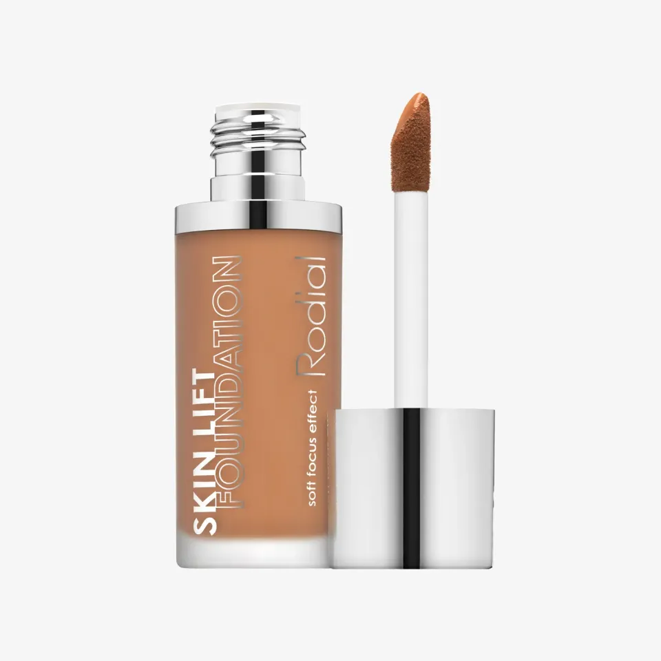 Rodial Skin Lift Foundation 90 Mocha satiniert