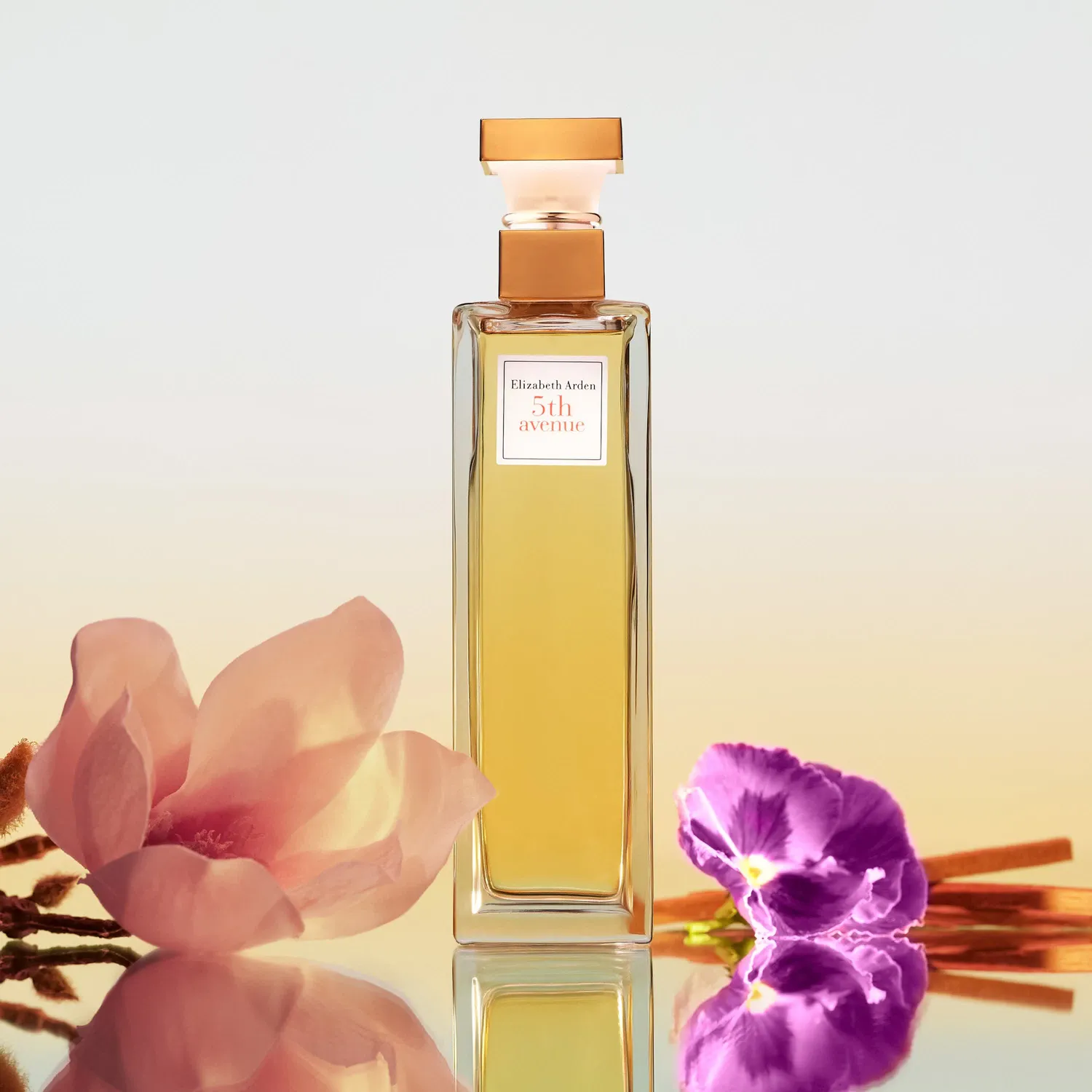 Elizabeth Arden 5th Avenue Eau de Parfum 30ml floral