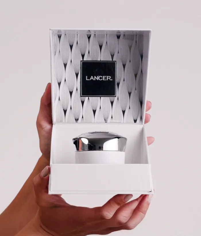 Lancer Legacy Youth Treatment Safran Sake Creme