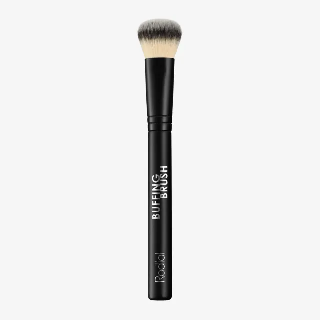 Rodial The Buffing Brush Foundation Pinsel dicht Make-up